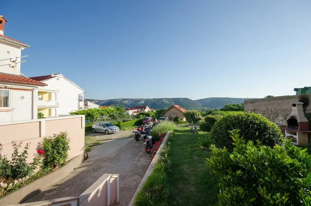 Apartments Dragan