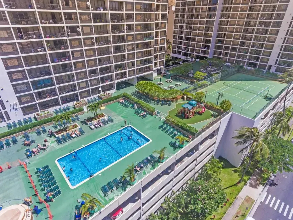 Waikiki Banyan #2609-T2