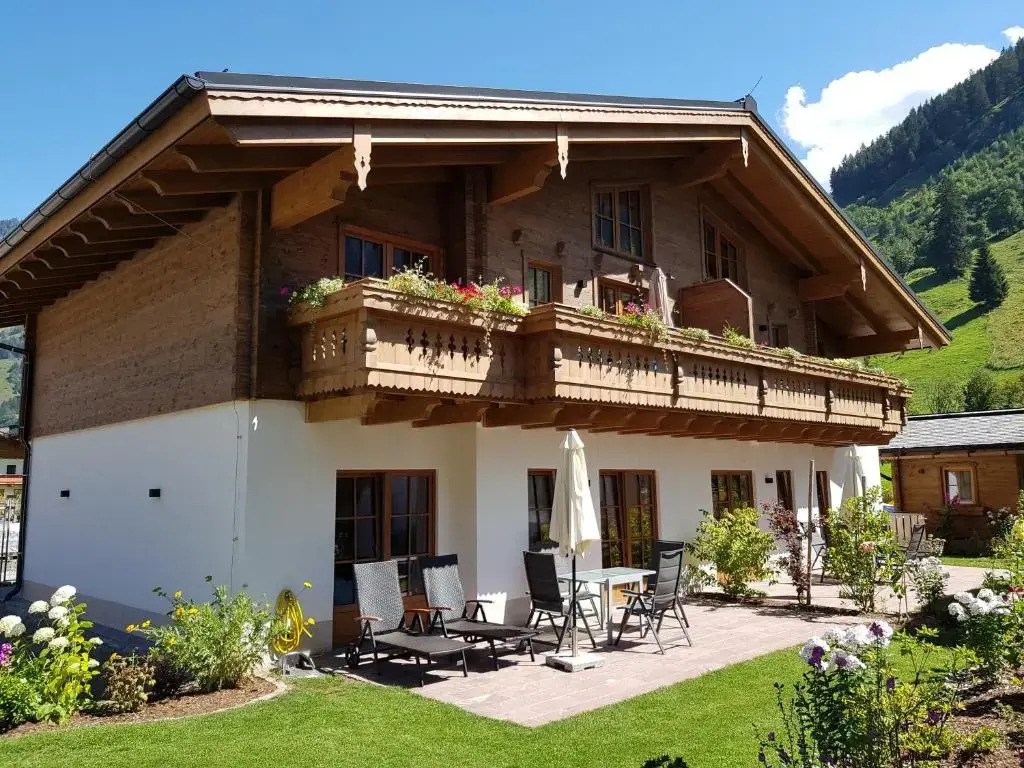 Hochalmbahnen Chalets 13W3, Alpenmohn, nahe Gondel, Hunde willkommen
