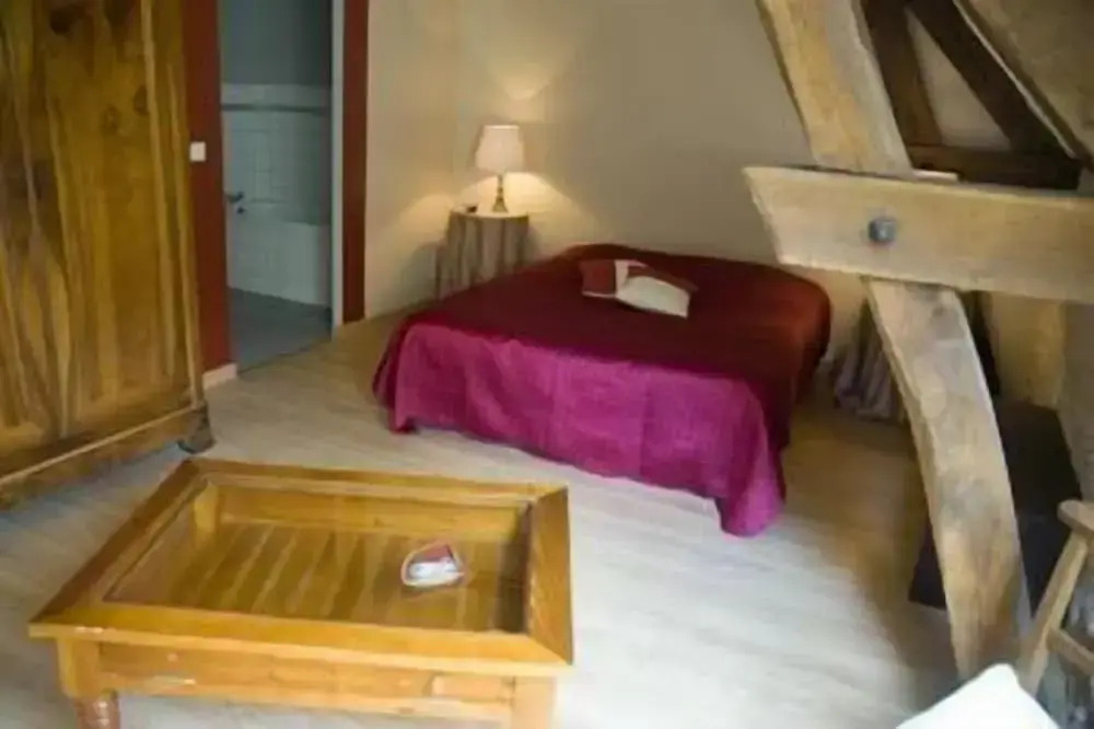 Les Pierres Daurèle Chambres dHôtes