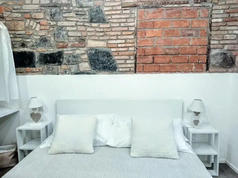 Rumi Rooms