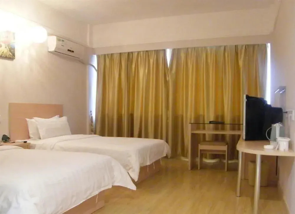 GreenTree Inn (Shanghai Hongqiao Hub National Exhibition and Convention Center)