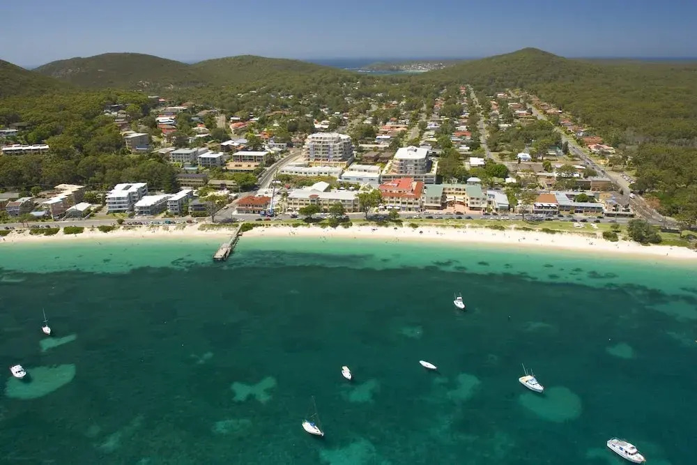 Blue Horizons, Unit 808/41-45 Shoal Bay Road