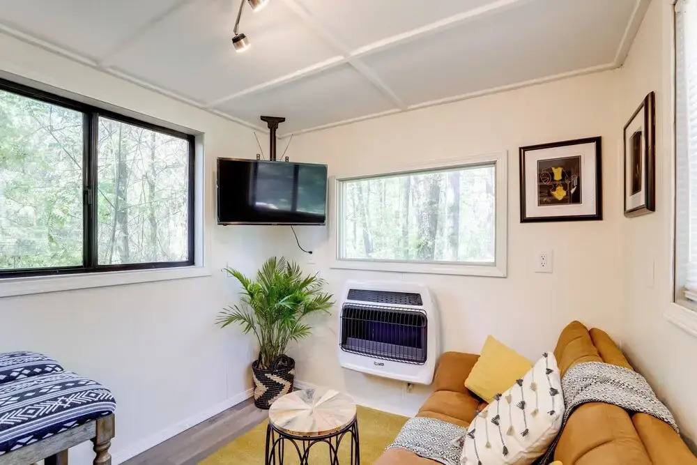 Hike On-site: Georgia Tiny Home on Farm Retreat