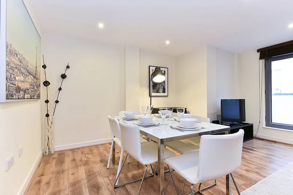 Deluxe London Bridge Apartment