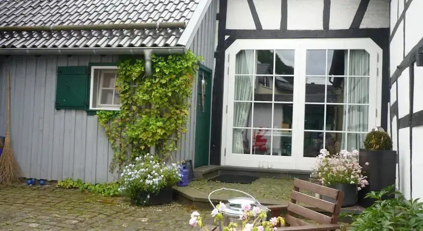 Zauberhof 10-7-2