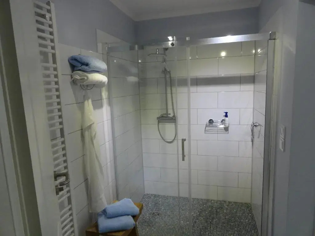 Cottage Ferienwohnung mit Seeblick