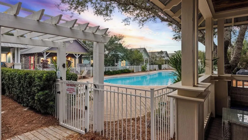 3BR Camp Creek Home in Seacrest With Pool & Beach Access