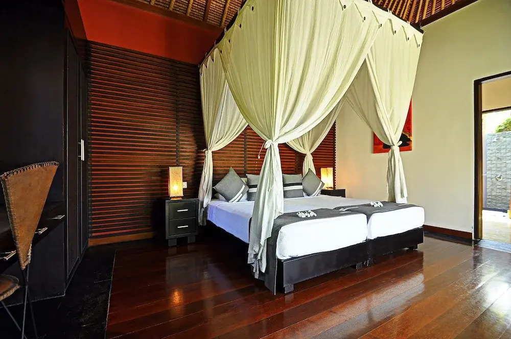 Two Bedrooms Villa With Private Pool, Large Landscape Garden and Kitchen