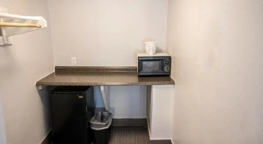 Atlantic Inn