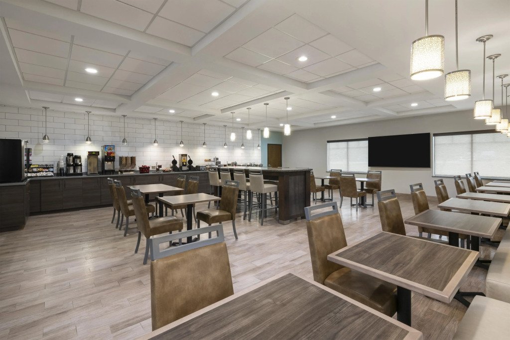 Best Western Plus College Station Inn & Suites
