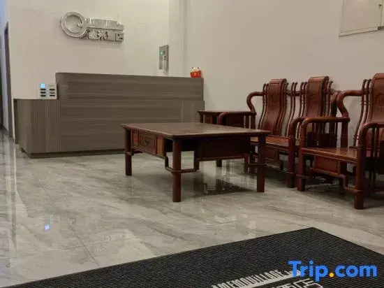Yimi Hotel (Chongzuo Friendship Avenue High speed Railway South Station Branch)