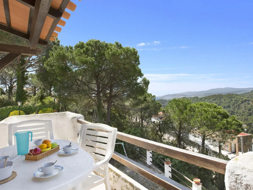 Inviting Holiday Home In Lloret De Mar With Pool