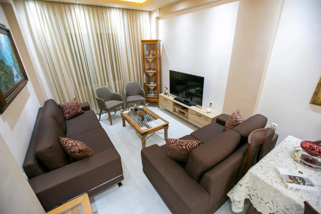 Moza House