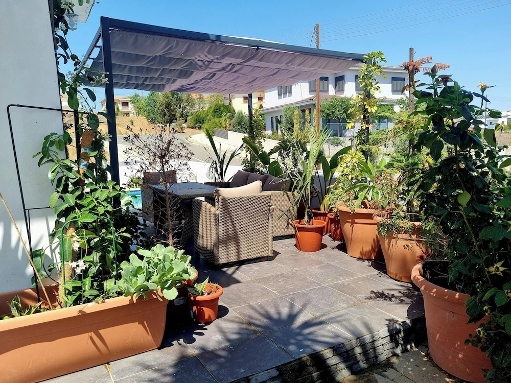 Impeccable 3-Bed Villa in Nicosia