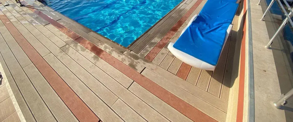 Zeus Hotel