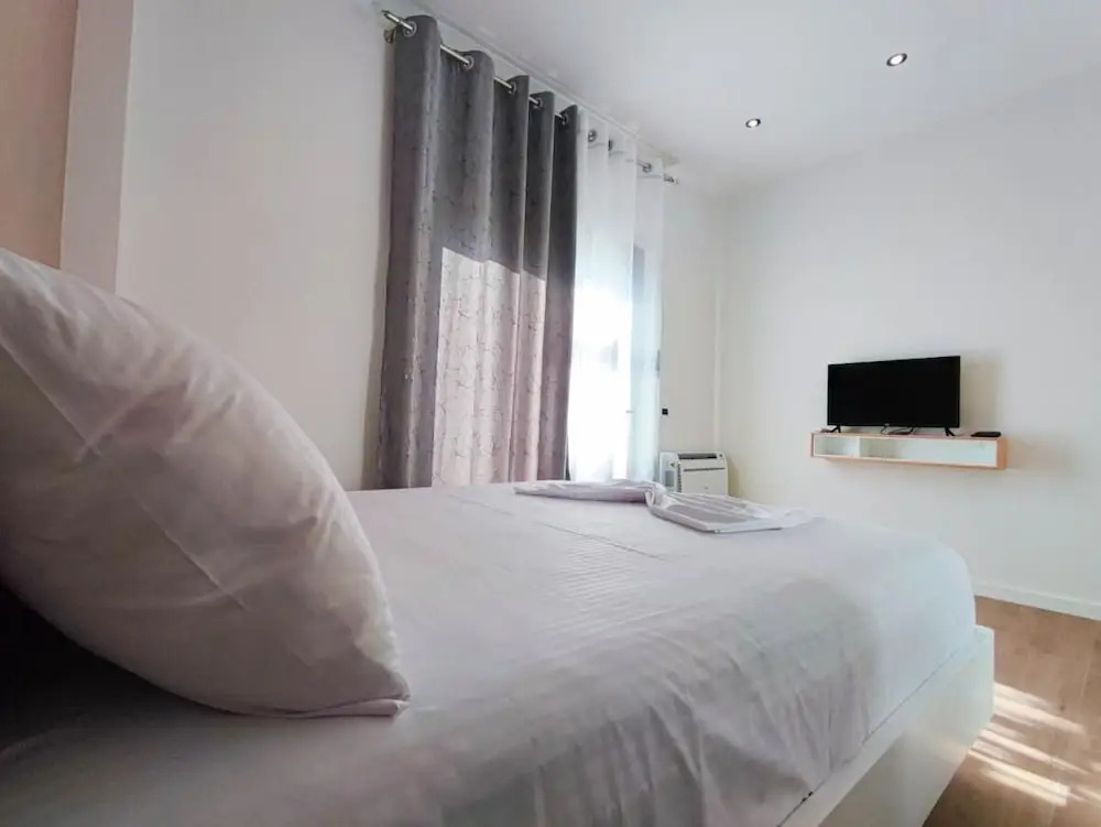 Arial Trinity Suites