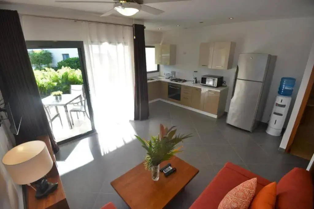 Oasis Apartment C4 inside ALIGIO Residence Hotel