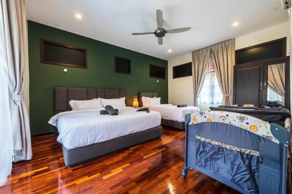 6BR San He Yuan RIAD Private Pool Villa KLCC View by Verano