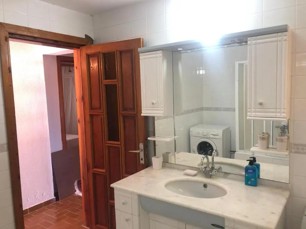 SEASİDE APARTMENT m and b house