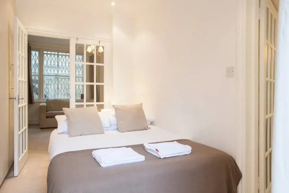Apartment Near Victoria Station