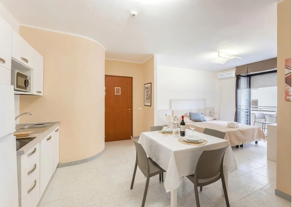 Studio House in a Central Location