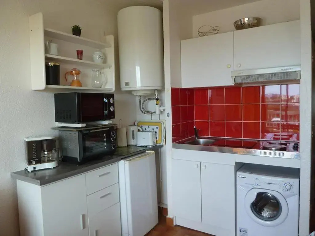 Appartement Balaruc-les-Bains, 1 pièce, 2 personnes - FR-1-571-9