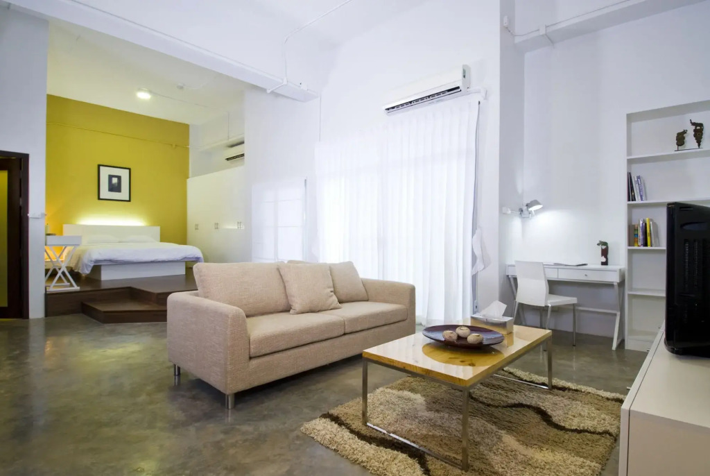 T Series Place(formerly 212 Serviced Apartment)
