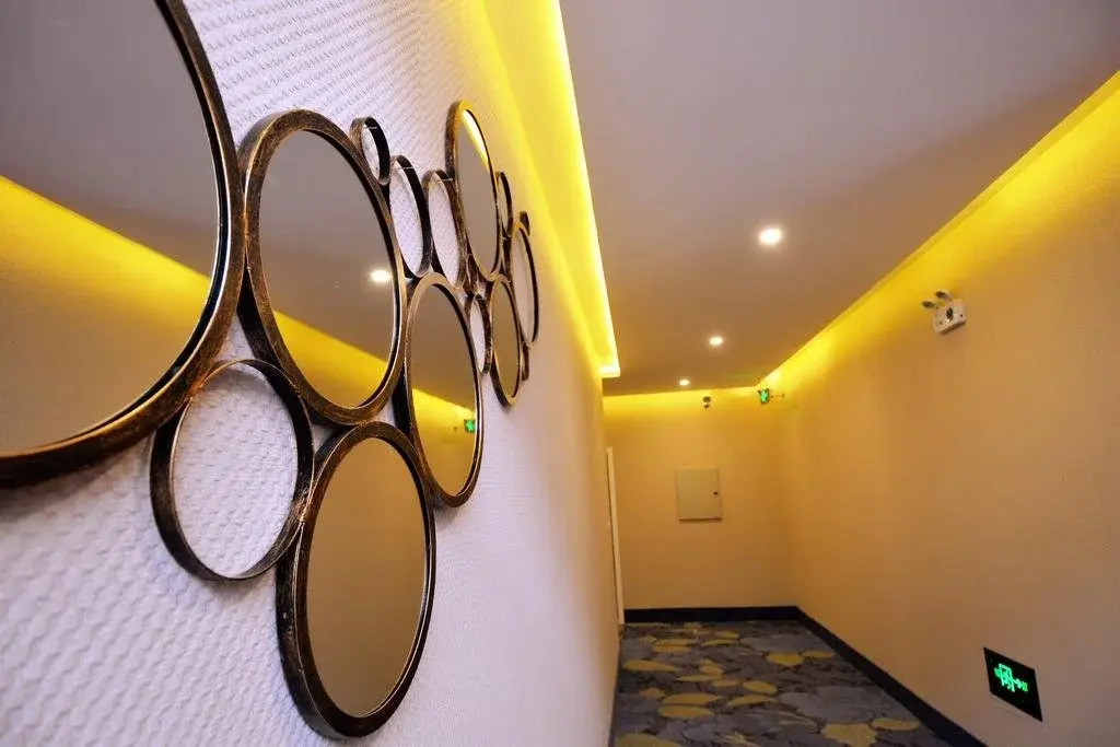Langyun Hotel Pingshan Hehualou