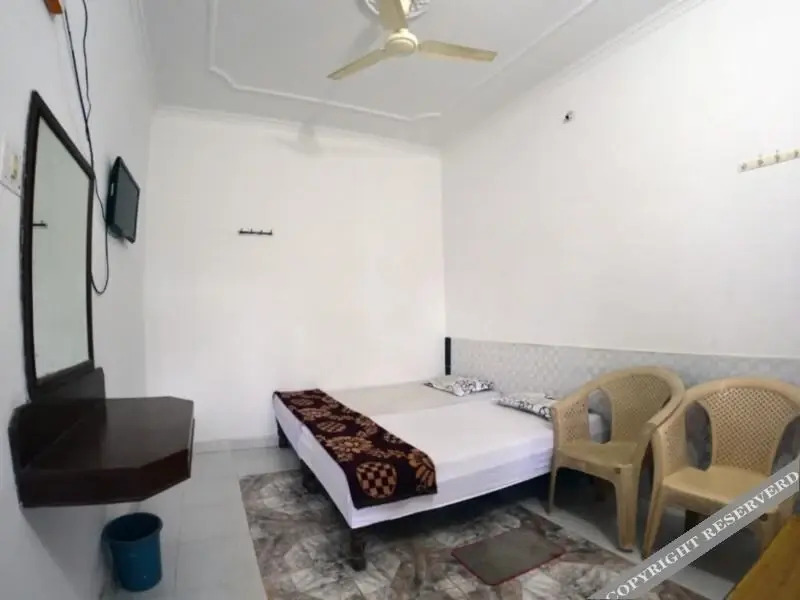 Shree Ram Tourist Home