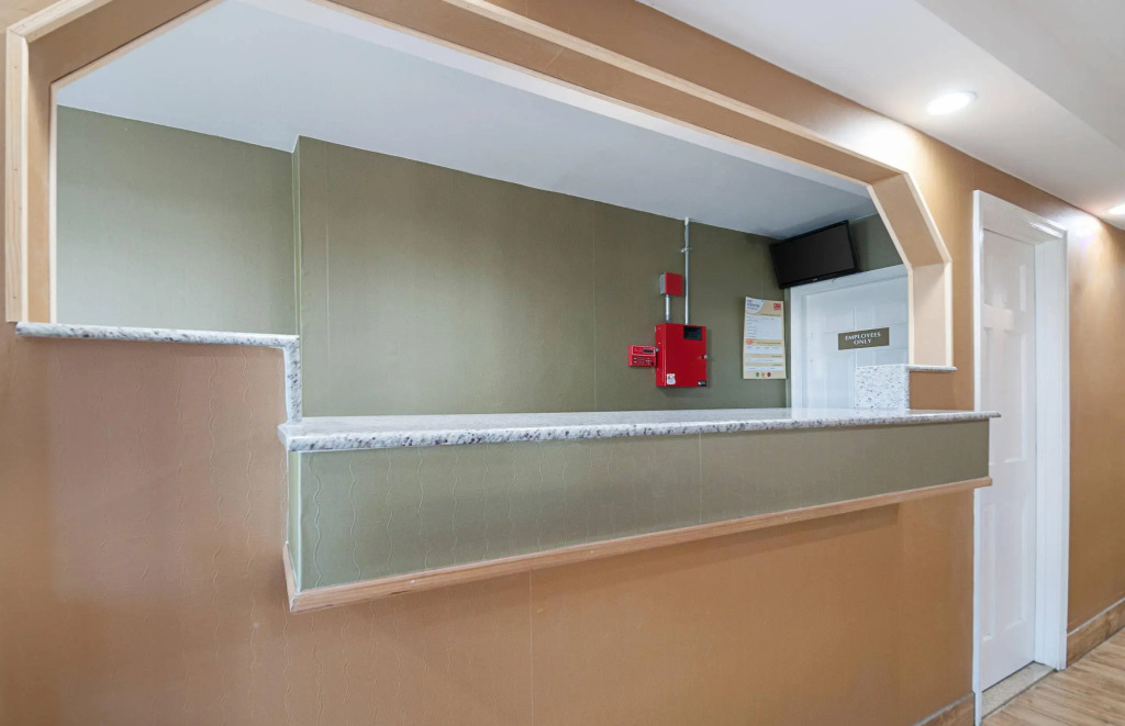 Quality Inn Near Pimlico Racetrack