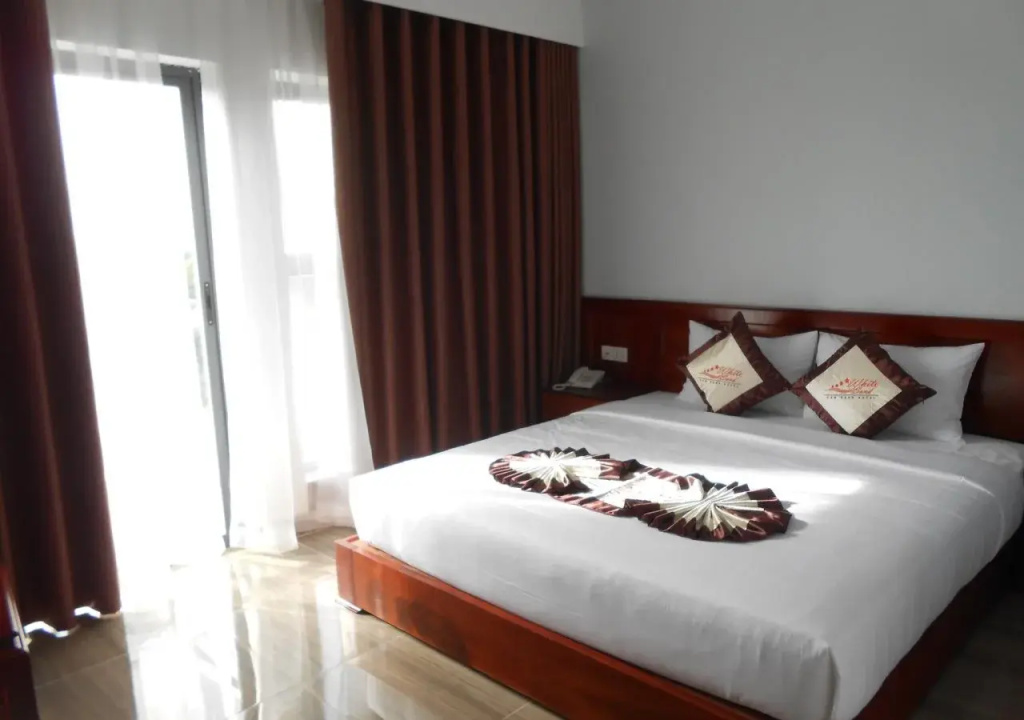 White Sand Cam Ranh Hotel