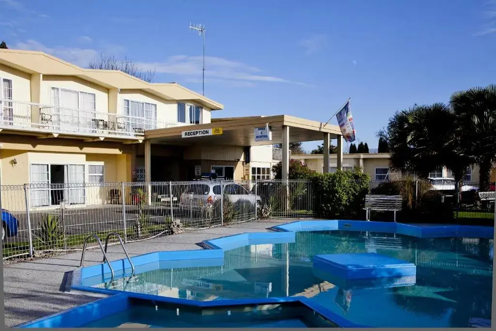 Apple Motor Inn