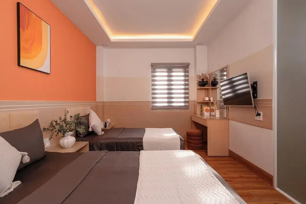 Tago Airport Hotel