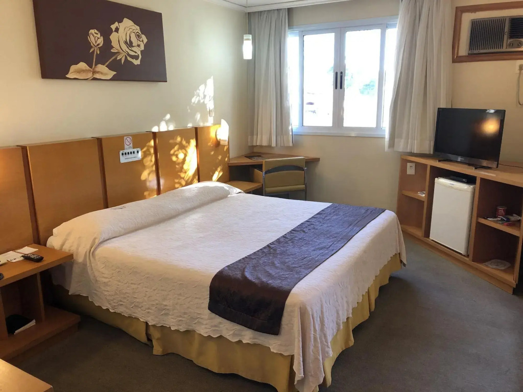 Barbur Plaza Hotel