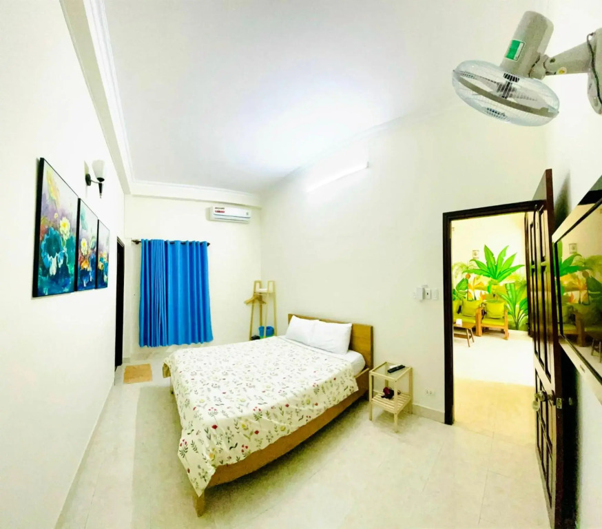 Xoài Xanh Hostel & Villa