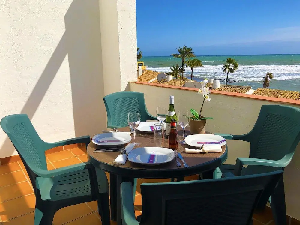 Dona Lola Miriam - Nice duplex 1 bedroom apartment with open sea views close to restaurants and bars between Marbella and Fuengirola - Costa del Sol - CS166