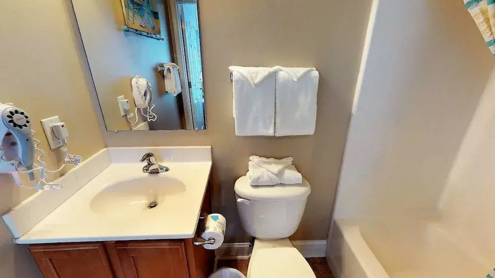 Tuscan Ocean Vista C Holiday Home 8 bedroom By Affordable Large Proper