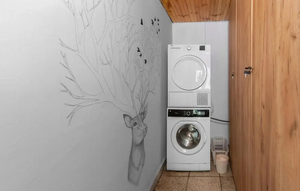 Awesome Home in Breze With Wifi and 2 Bedrooms