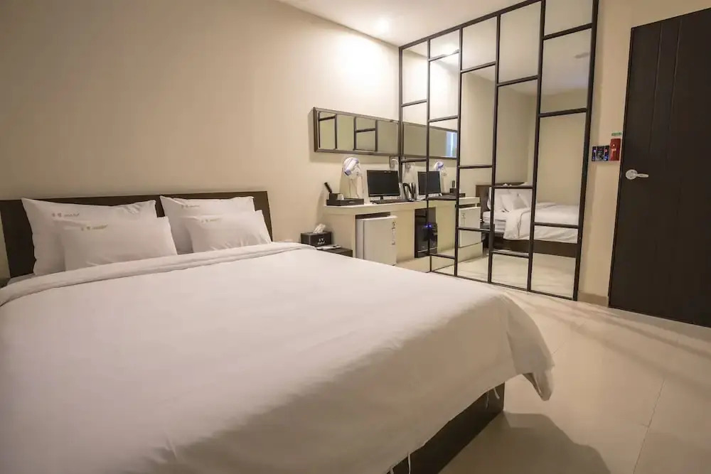 Dong Kyeong Hotel