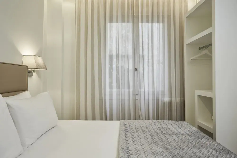 Cozy and Bright Apartment in Kolonaki