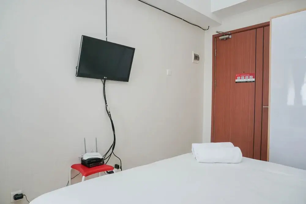 Comfort Studio Apartment at Margonda Residence 4 near UI