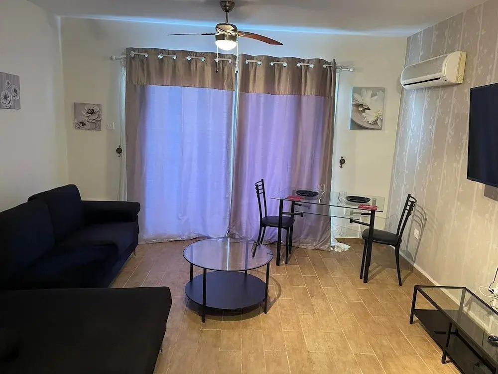 Stunning 1-bed Apartment in Larnaca Near the sea