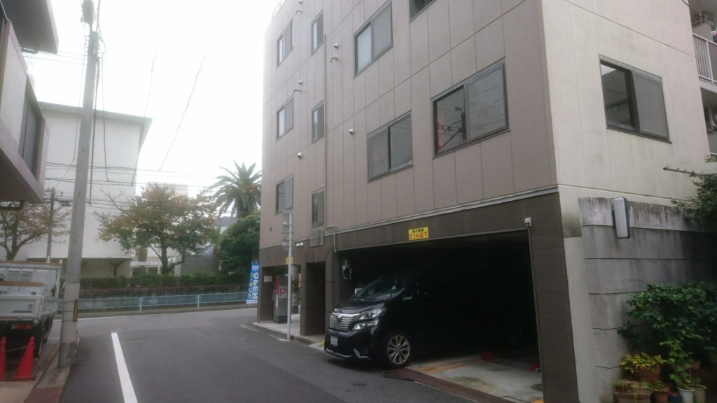 PINE TREE HOTEL
