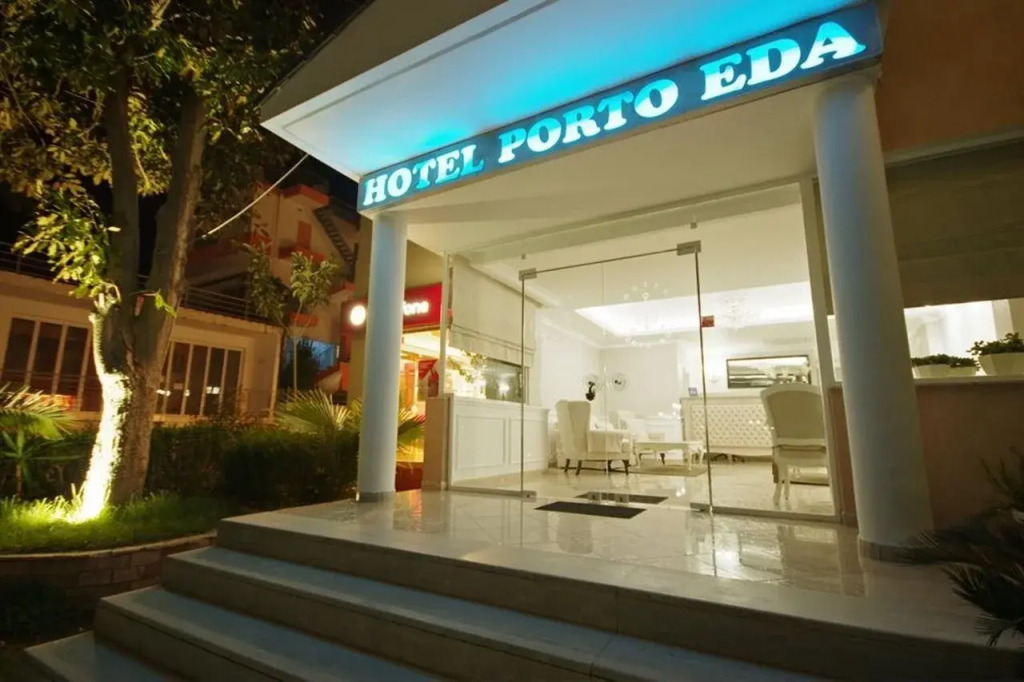 Porto Eda Hotel