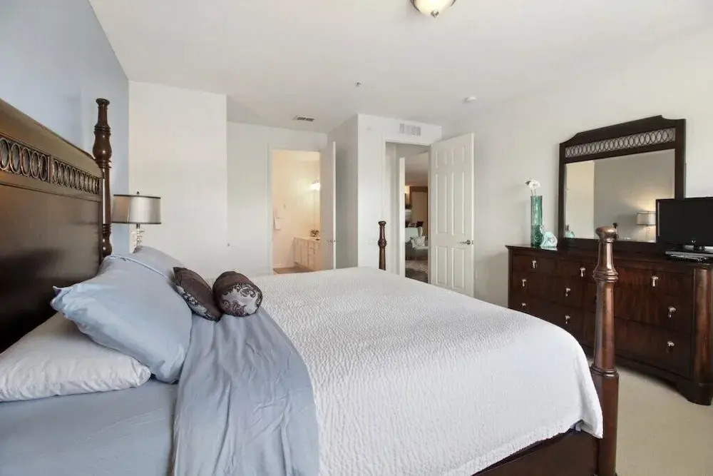 Poolside Charm 3 Bedroom Condo