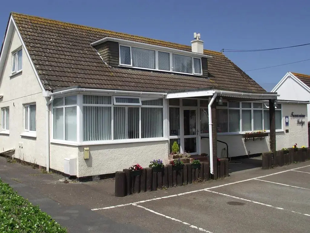 Trevarrian Lodge