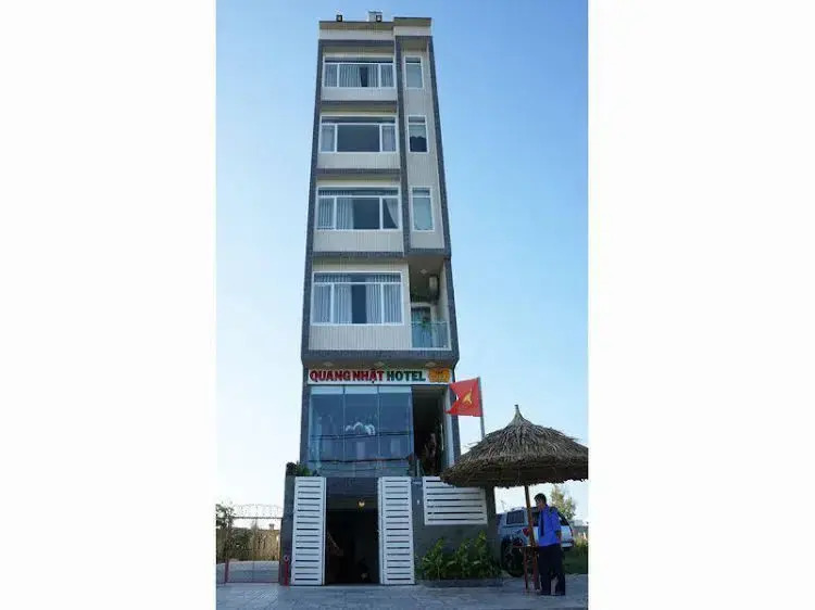 Quang Nhat Hotel