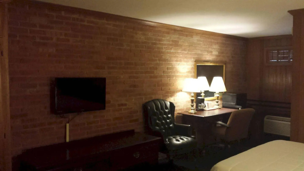 Lincoln Lodge