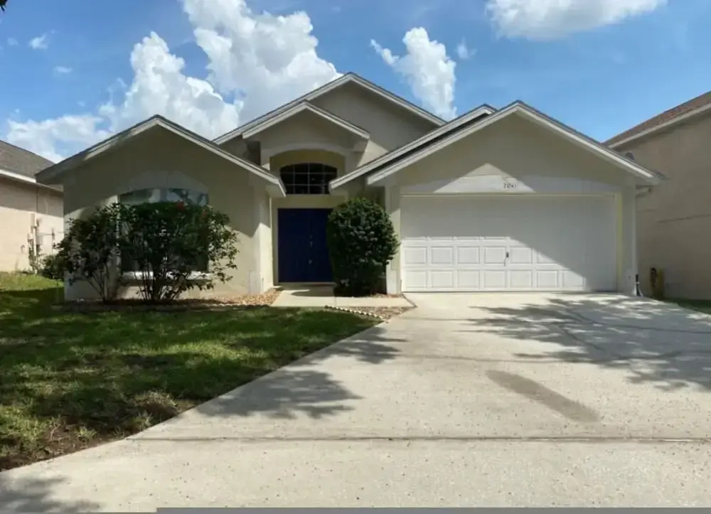 The Poolview Villa in Haines City